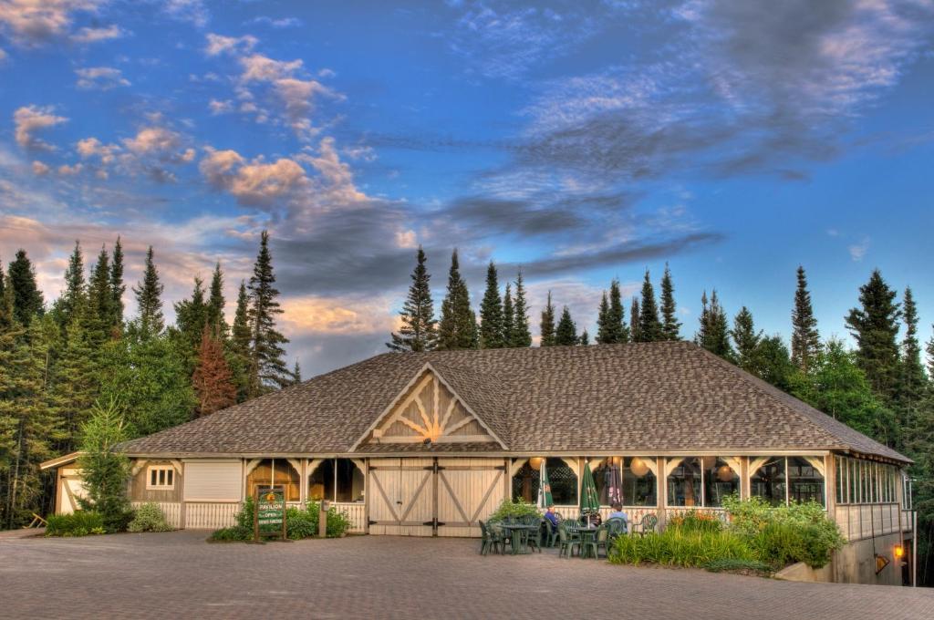 Elk Ridge Resort プリンス・アルバート エクステリア 写真