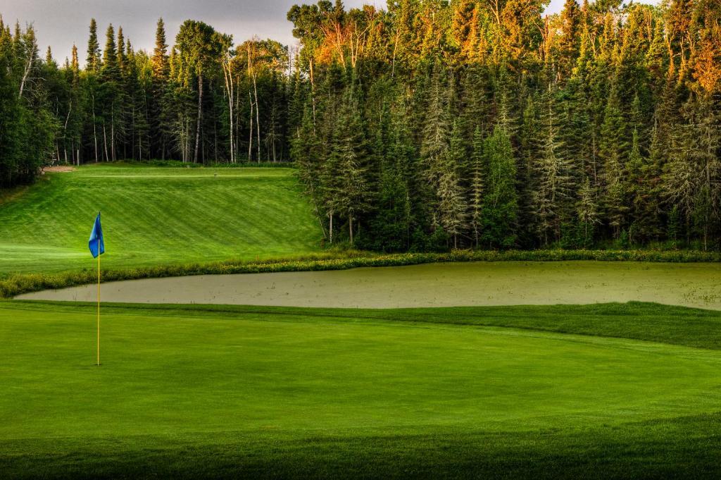 Elk Ridge Resort プリンス・アルバート エクステリア 写真